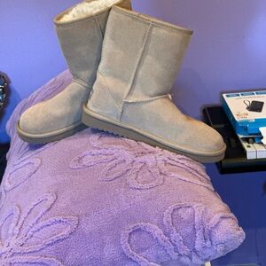 Koolaburra Tan Suede Boots